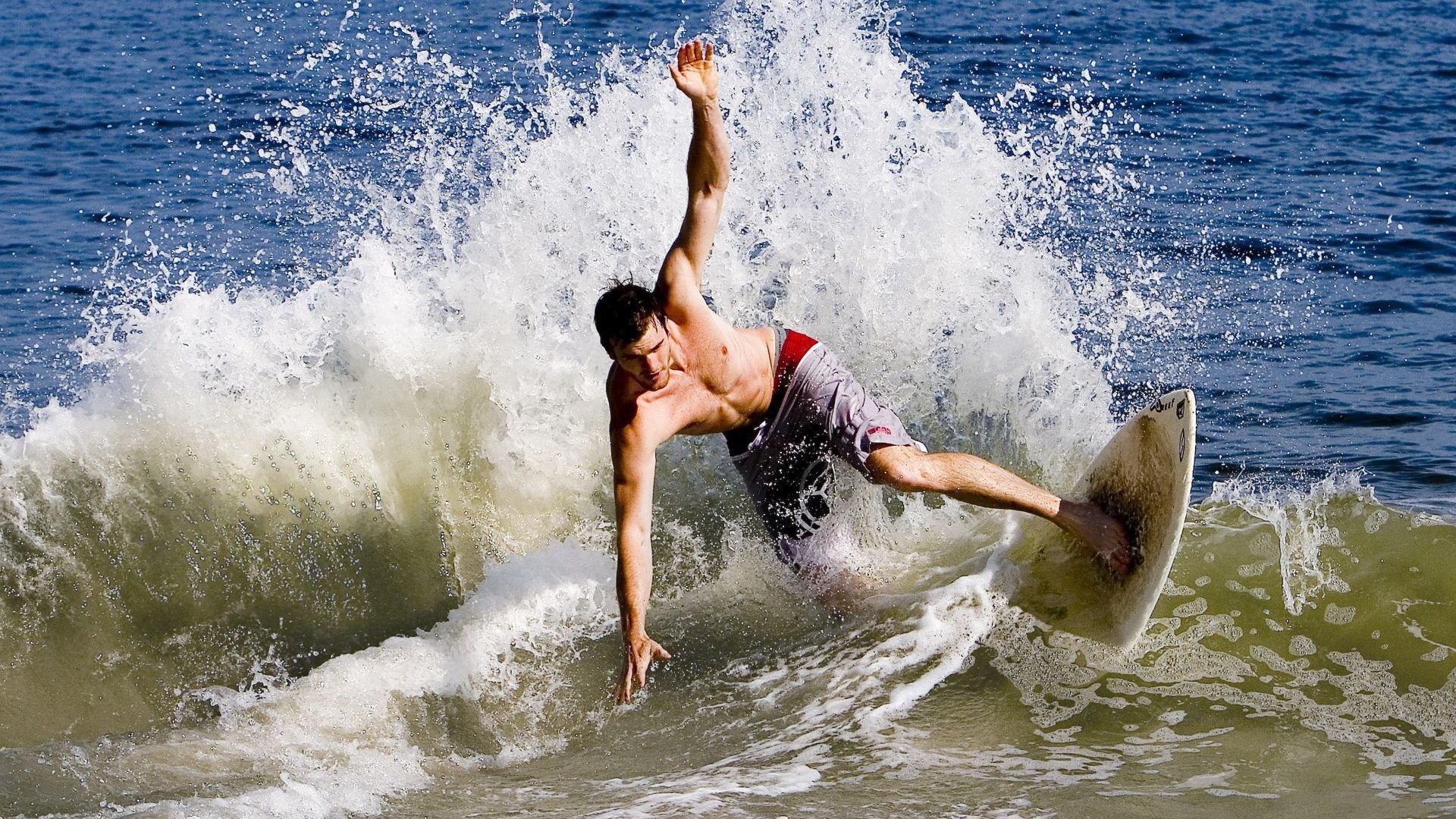 NBA季后赛第二轮快船爆冷淘汰勇士，保罗晋级之路艰难，nba季后赛快船阵容